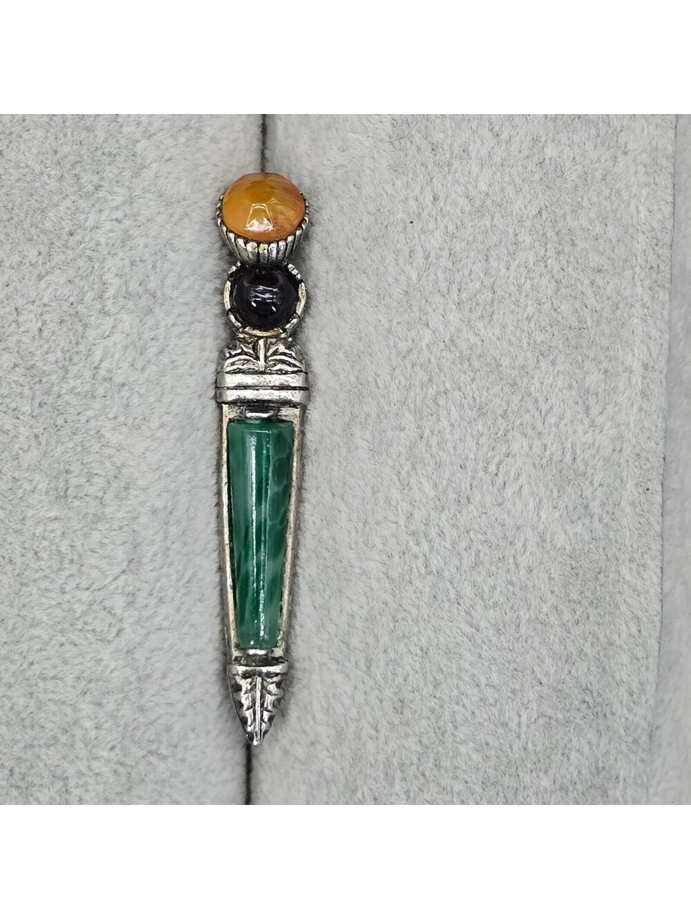 Vintage Scottish Dirk Dagger Brooch Pin – Faux Malachite & Carnelian Glass Japan